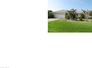 402 SE 19th St, Cape Coral, FL 33990