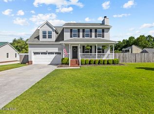 518 Raintree Rd, Jacksonville, NC 28540