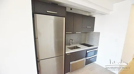 Rented by Manhattan Realty Group
