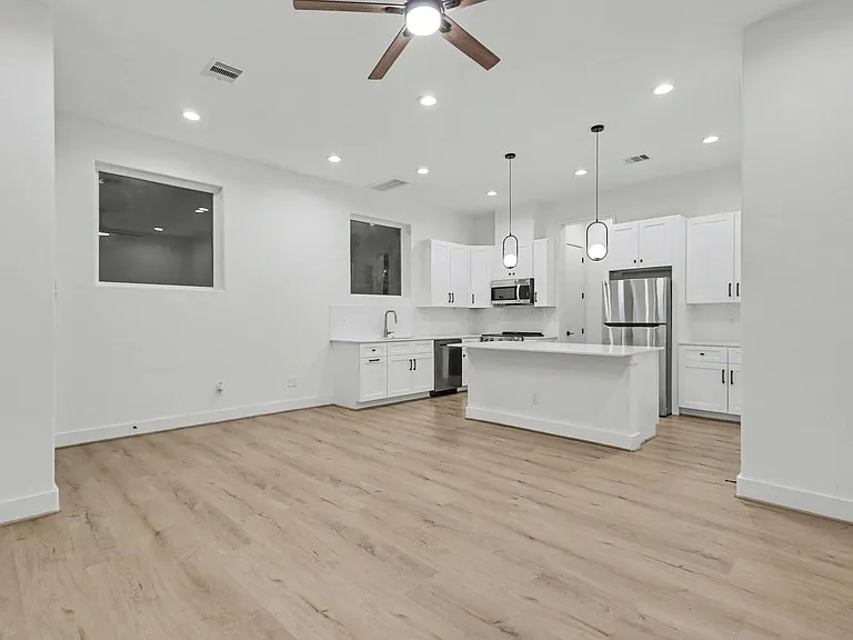 203 Danna Ln #A — Photo 3