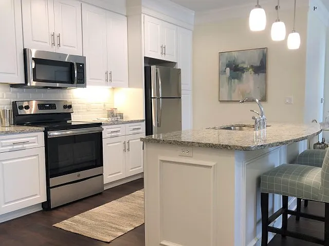 Granite counter tops with stainless steel appliances Granite counter tops with stainless steel appliances