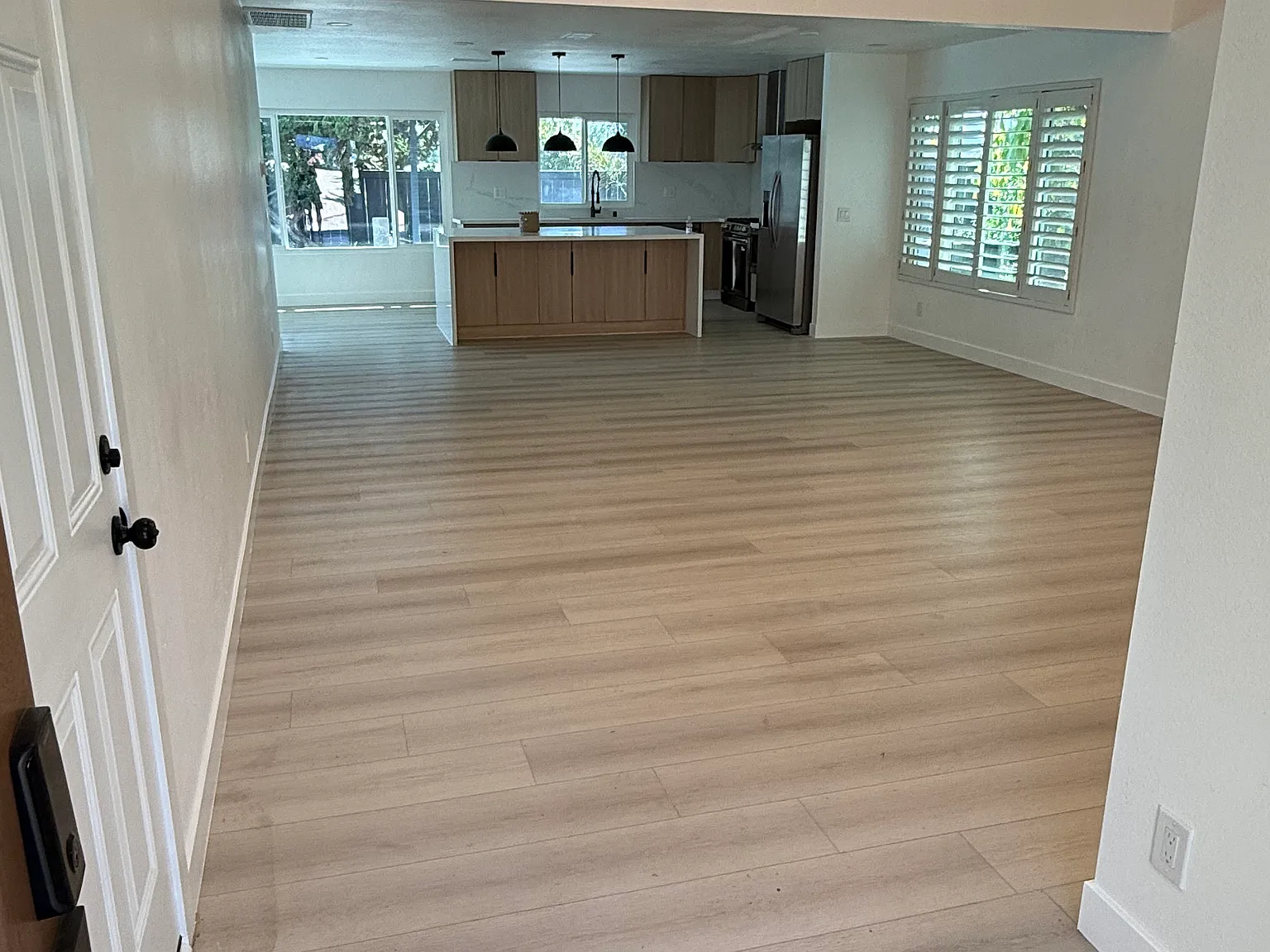 4 bed, 2029 sqft, $1,500 — Photo 2