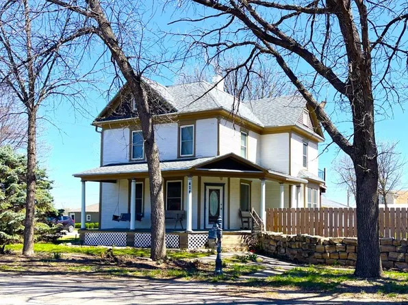 424 N Lincoln St, Bennington, KS 67422