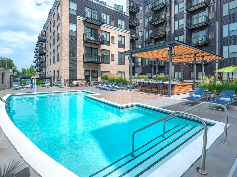 Millennium Edina — Photo 19