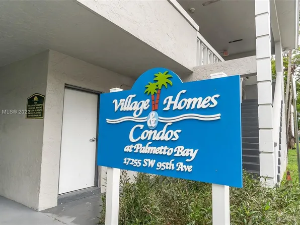 17255 SW 95th Ave APT 118, Palmetto Bay, FL 33157
