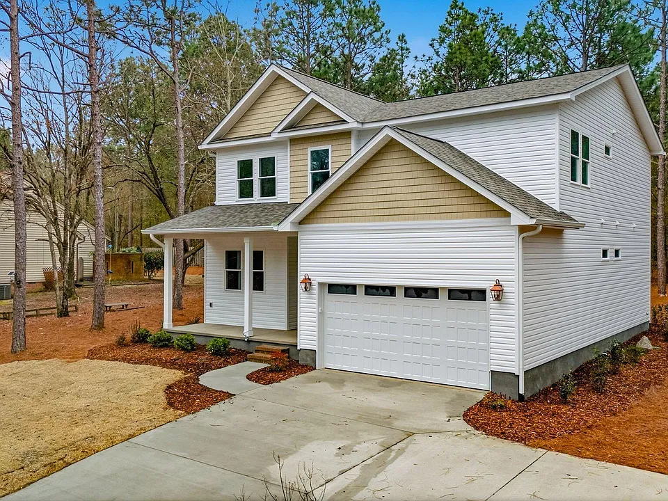 139 Lancashire Ln