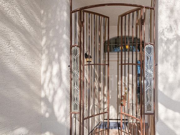 4th image of 2670 W Camino De Las Grutas