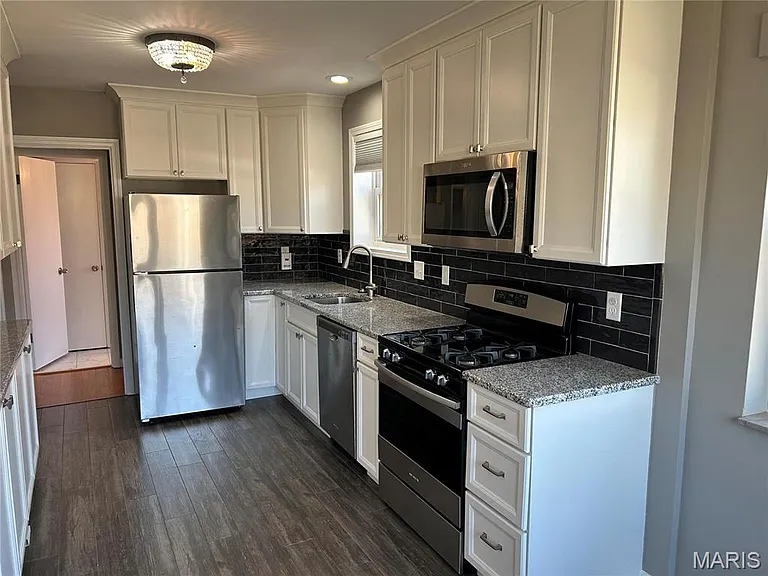 7227 Balson Ave #2F — Photo 7