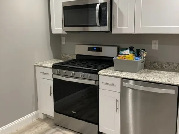 145 W Clinton St, Dover, NJ 07801