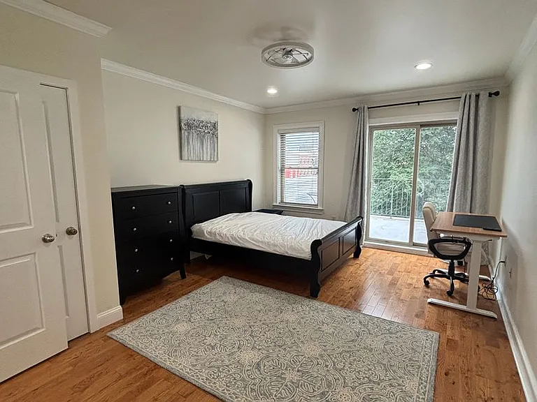 4080 Spring Garden St #B-R-2 — Photo 27