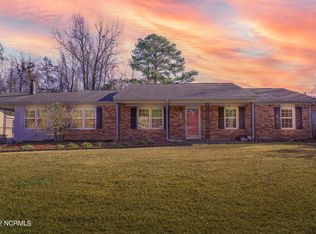 3002 Country Club Rd, Jacksonville, NC 28546