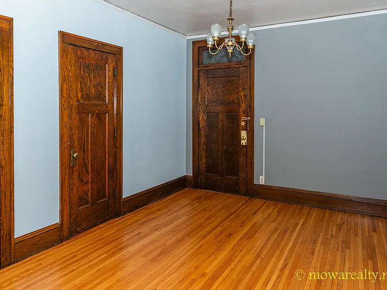 30 2nd St NE #14 — Photo 2