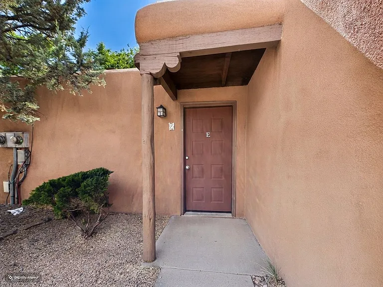 2382 Camino Capitan — Photo 3