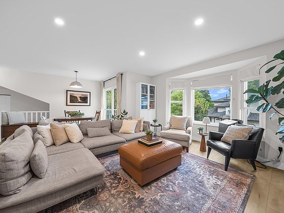 3rd image of 34332 Maclure Rd #23