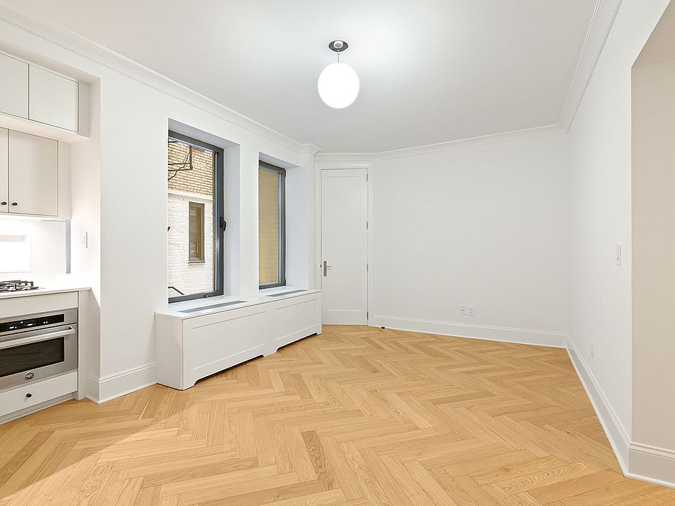 1st image of 220 W 24th St #2201U