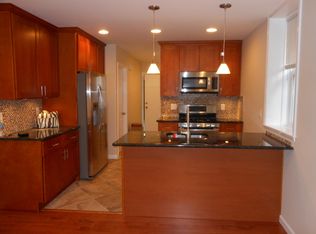 864 N 22nd St #1, Philadelphia, PA 19130