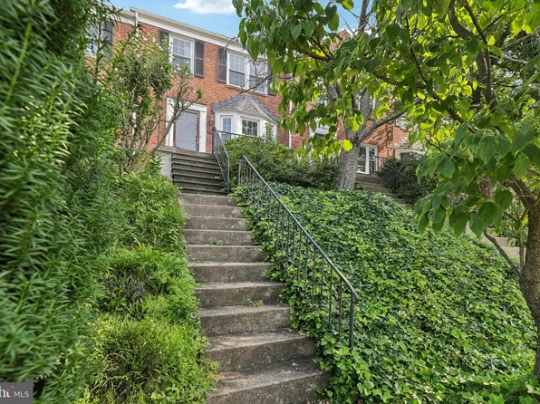 130 Dumbarton Rd, Baltimore, MD 21212