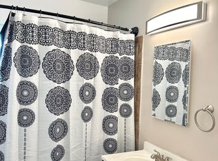 6795 N Paramount Blvd #8, Long Beach, CA 90805