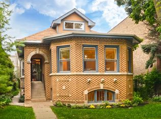 6234 N Rockwell St, Chicago, IL 60659