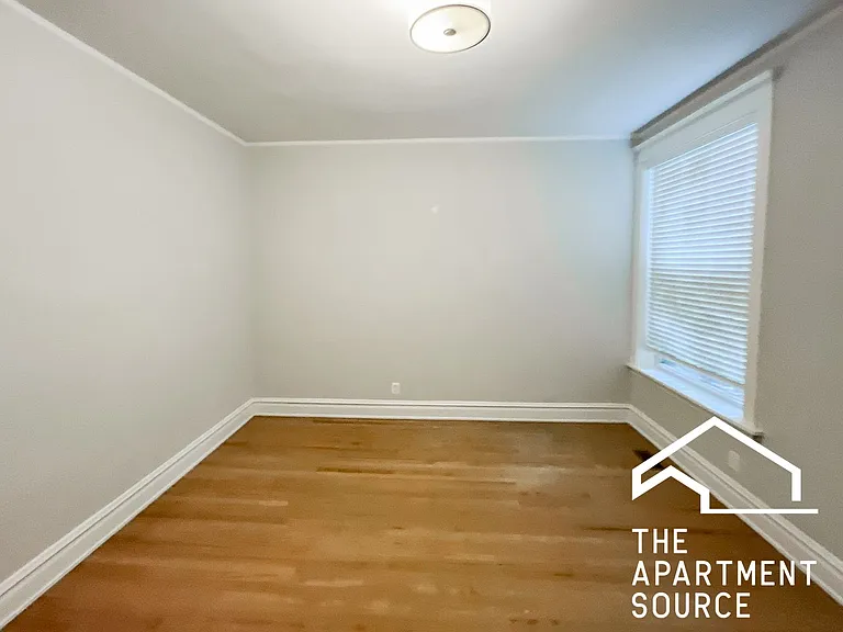 5943 N Magnolia Ave #1 — Photo 4