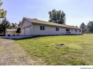 4014 Tuxhorn Rd, Springfield, IL 62712