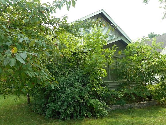 3rd image of 1636 9th Ave