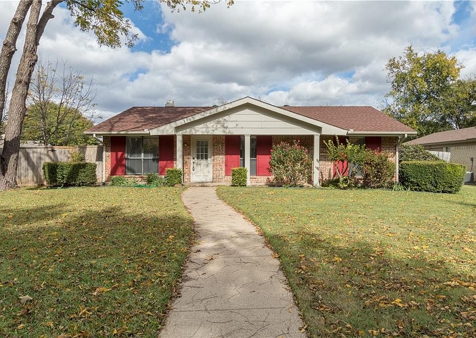 1st image of 3005 White Oak Dr