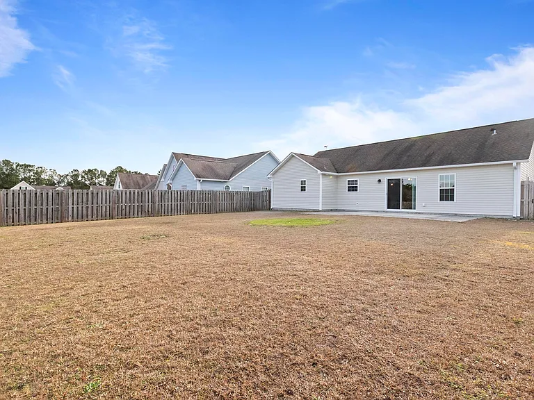 406 Amaryllis Ln — Photo 14