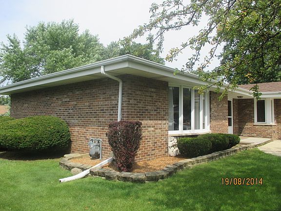 3rd image of 6300 W Carol Ln
