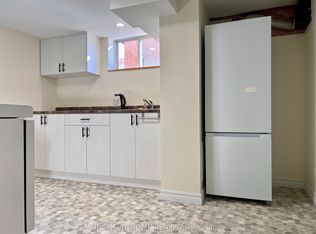 2 Thorncroft Cres, Ajax, ON L1S2S2