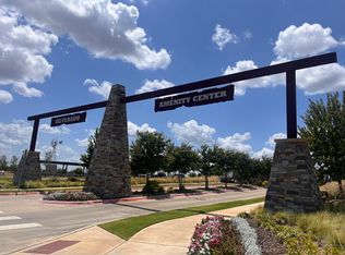 11124 Canyon Oak St, Aubrey, TX 76227