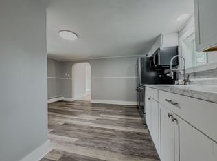 37 Washington St APT 3, Augusta, ME 04330