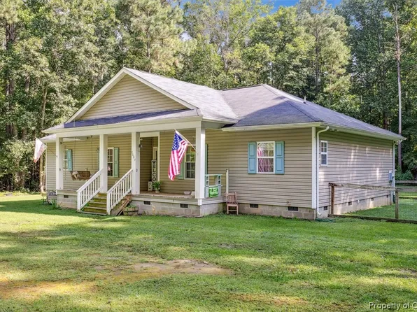 (undisclosed Address), Saluda, VA 23149