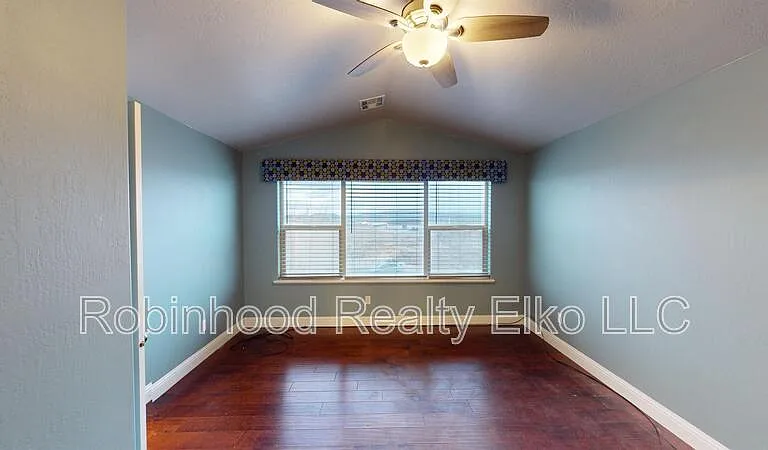 3505 Autumn Colors Dr — Photo 9