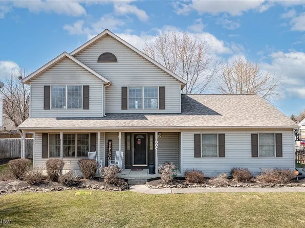 603 Oakdale Cir, Elyria, OH 44035