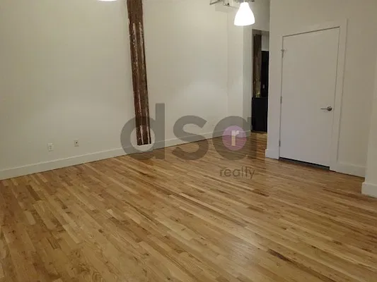 Rented by DSA Realty | media 28