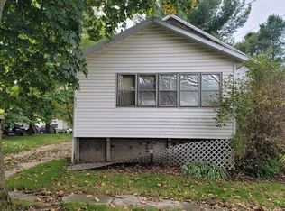 8111 N Welling Rd, Elsie, MI 48831