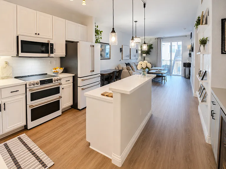 350 K St #513 — Photo 4