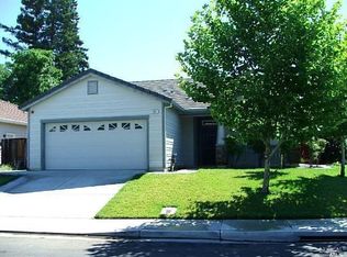 631 Foxglove Cir, Winters, CA 95694