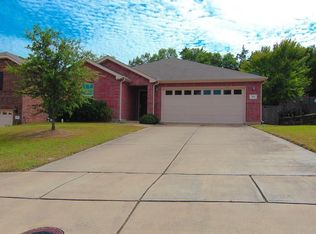 308 Capricorn Dr, Cedar Hill, TX 75104