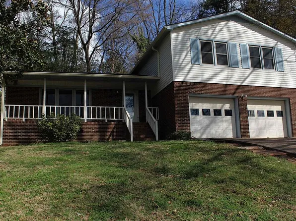 11203 Mountaincrest Dr SE, Huntsville, AL 35803