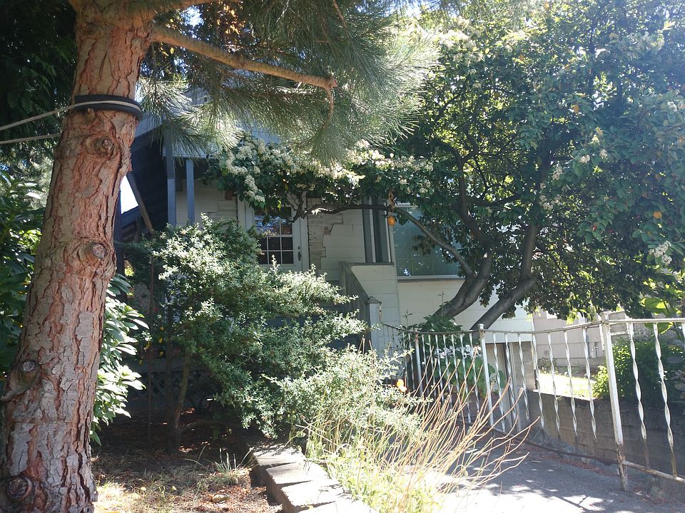 2nd image of 6212 17th Ave NW