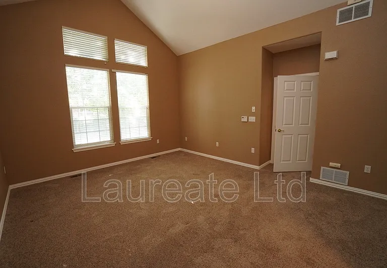 632 S Yarrow St — Photo 21