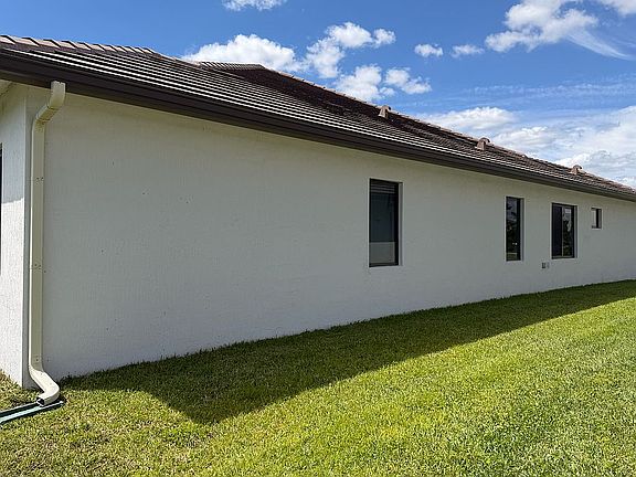 5th image of 5065 Gambero Way