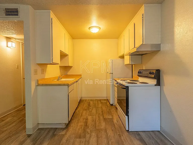 4332 Pacific Ave #54 — Photo 6