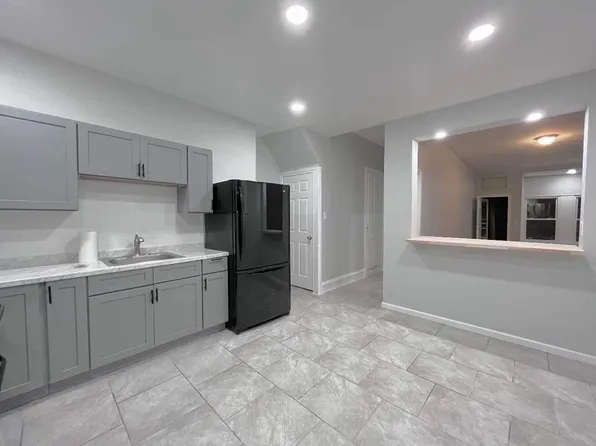 403 N 7th St #1, Allentown, PA 18102