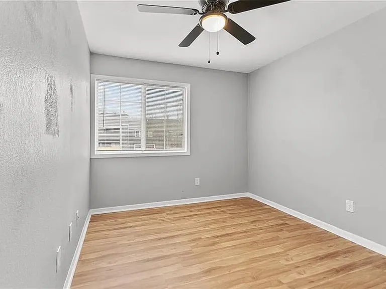 1505 W 26th St #B8 — Photo 16