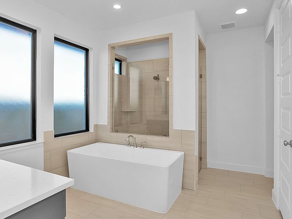 5th image of 25038 Wilderness Haven Ln