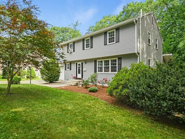 109 Forest Dr, Holden, MA 01520