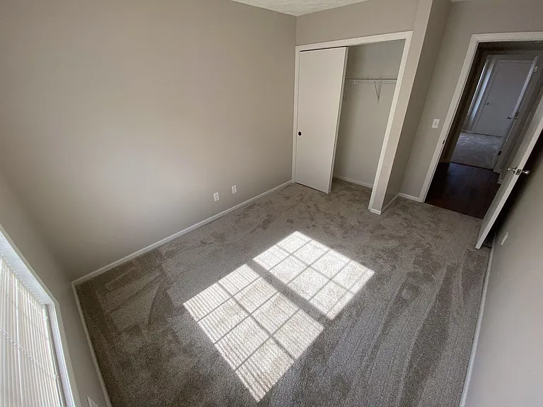 1016 Holloway St — Photo 12